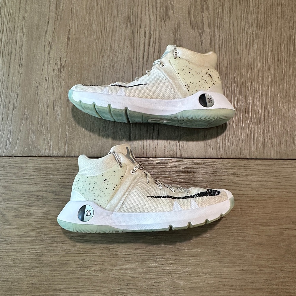 Nike KD Trey 5 Basketball Shoes Size 9.5 Cream Black - Picture 2 of 11